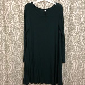 Emerald green long sleeve dress
